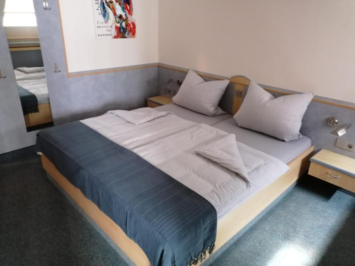 Gasthof-Hotel Biedendieck ヴァーレンドルフ エクステリア 写真