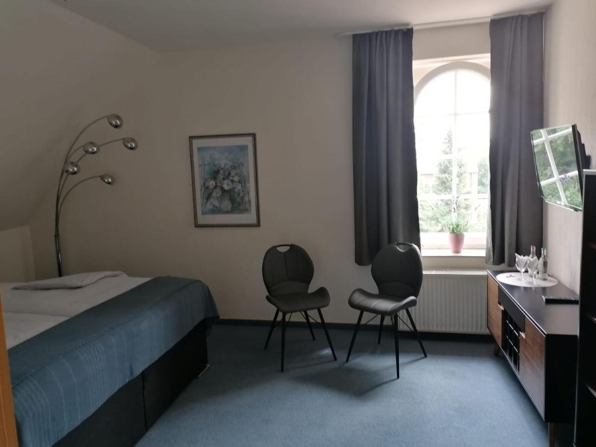 Gasthof-Hotel Biedendieck ヴァーレンドルフ エクステリア 写真
