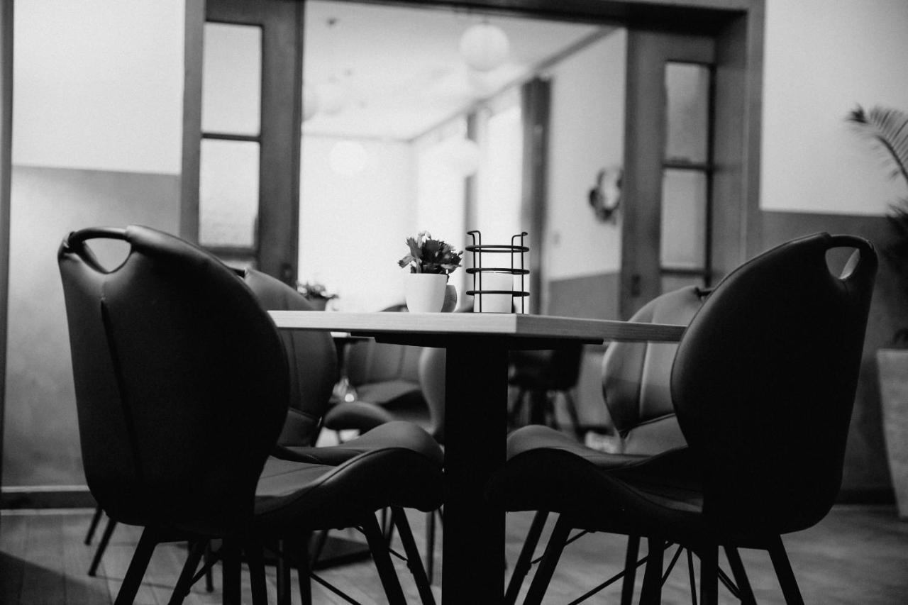 Gasthof-Hotel Biedendieck ヴァーレンドルフ エクステリア 写真